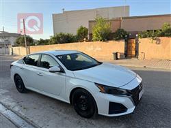 نیسان ئەلتیما